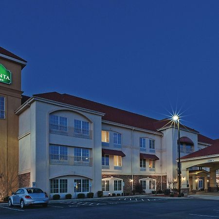 La Quinta By Wyndham Searcy Hotel Exterior photo