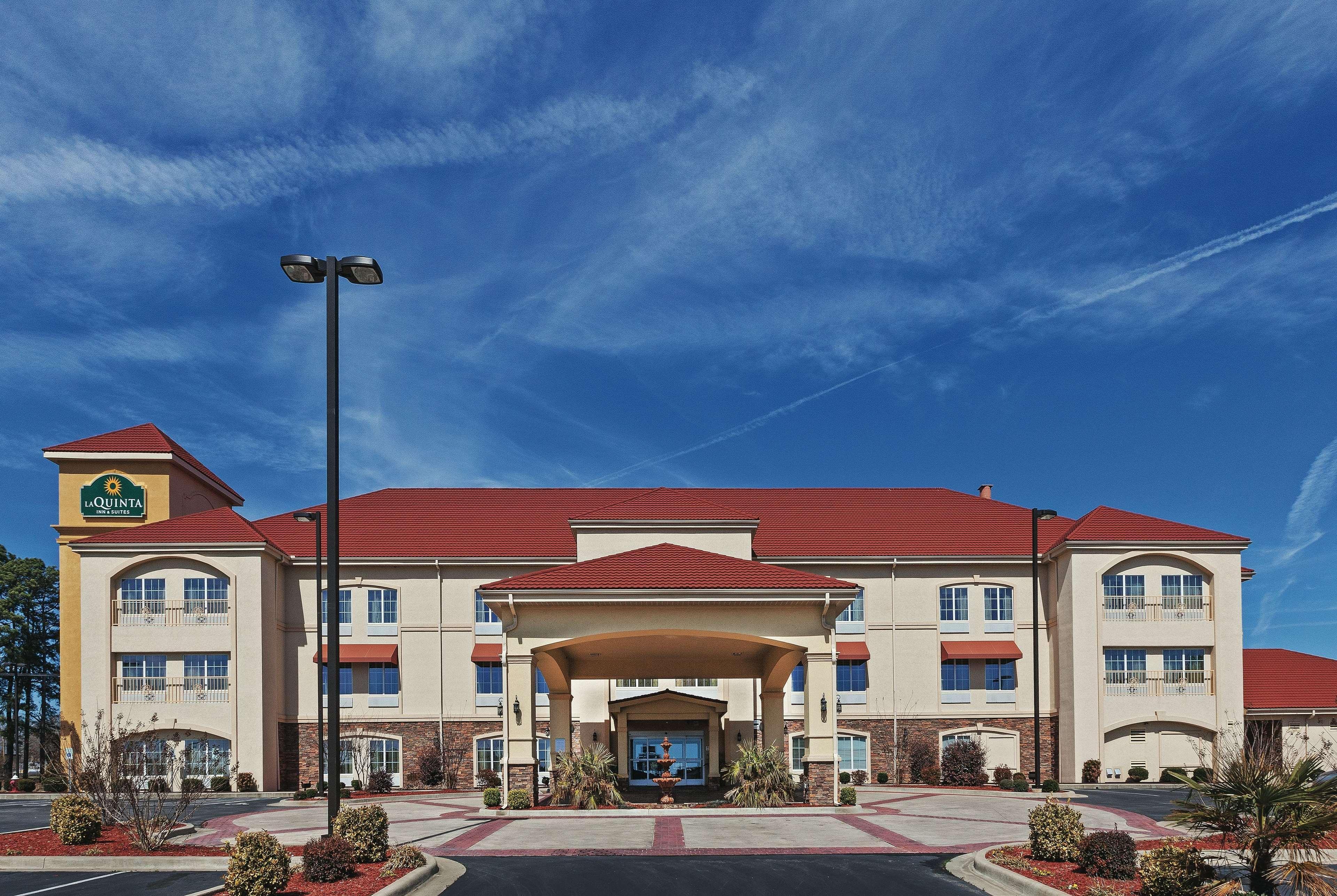 La Quinta By Wyndham Searcy Hotel Exterior photo